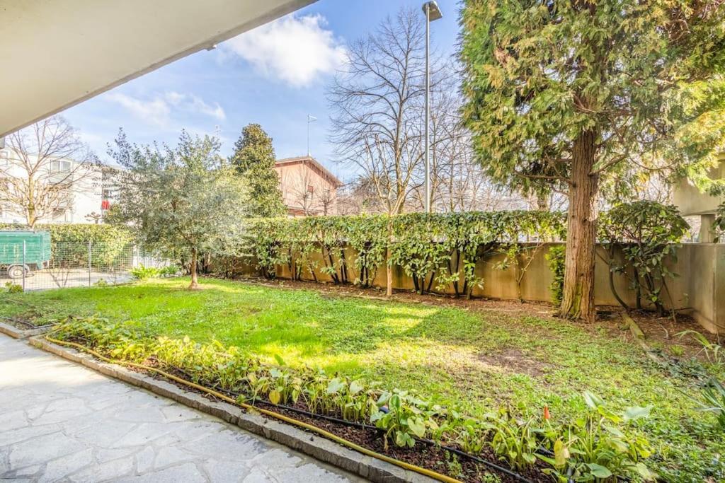 Green Heaven Near Ferrari'S Home - Train Station 모데나 외부 사진